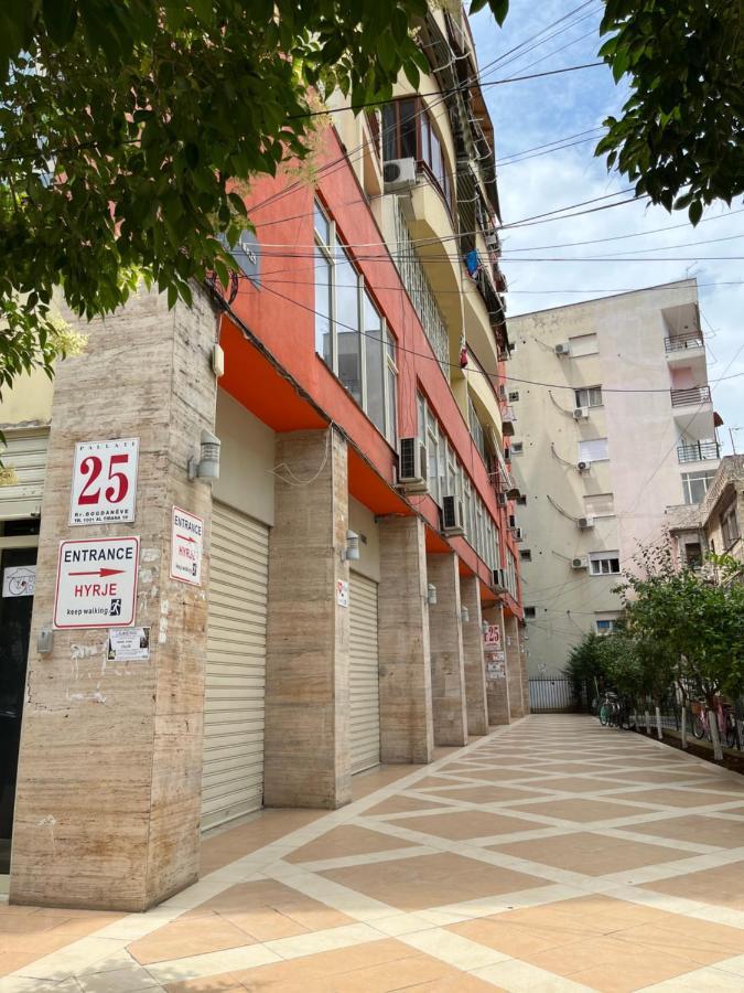 City Center Apartment 1 地拉那 外观 照片